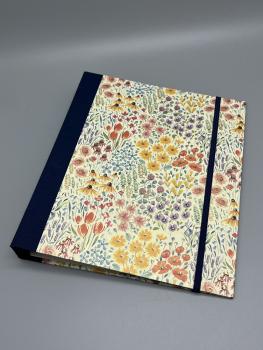 Ringbuch Planer A5 blau bunt Blüten Gummiband Front